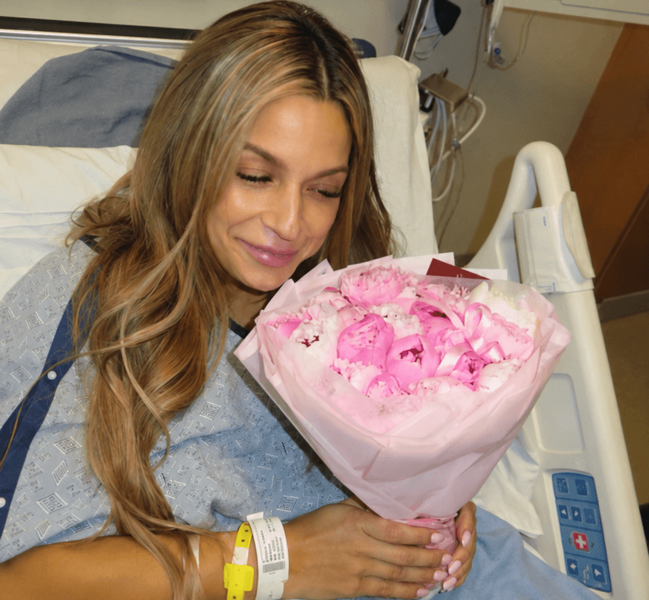 Floral arrangement composed by Divina Arrangements for Bree Quintana