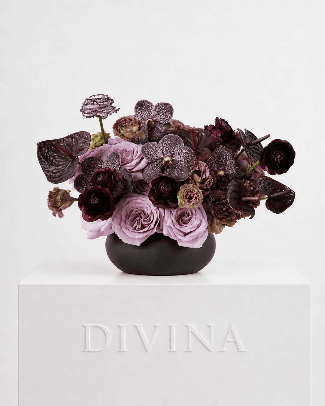 Velvet Shadow arrangement by Divina Arrangements